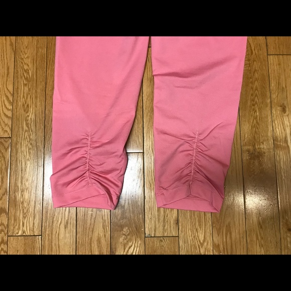 Calvin Klein Ruched Performance Legging - Picture 3 of 6